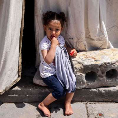 الجوع ينهك أطفال غزة: العيش على السمسم