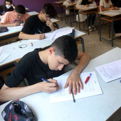 طلاب الحدود: 95% يريدون امتحانات خاصة