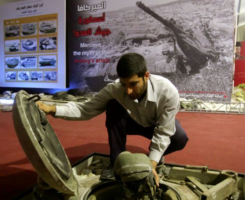 دبابة «ميركافا» من غنائم حرب تمّوز (وائل اللادقي)