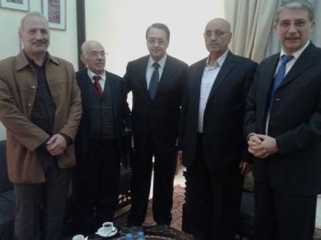 بوغدانوف مع وفد هيئة التنسيق بقيادة حسن عبد العظيم (الثاني من اليسار)

