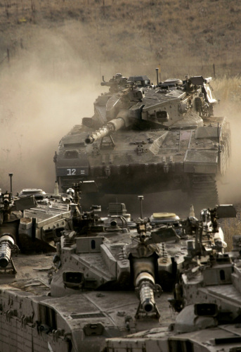 دبابات إسرائيلية بعد مشاركتها في تدريبات في الجولان المحتلّ (أرشيف - أ ب)