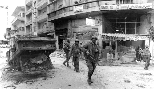 عناصر من القوات اللبنانية خلال حرب الإلغاء (ارشيف)