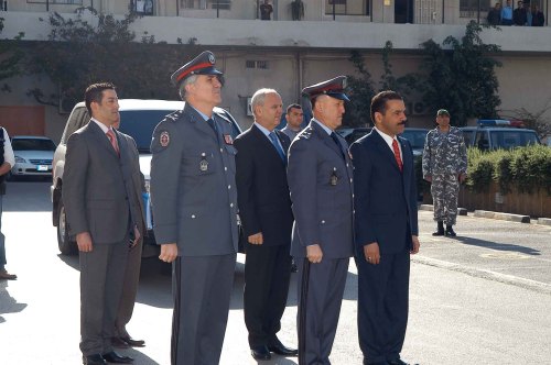 أمين عام الانتربول مع مدير عام وضباط من قوى الأمن الداخلي