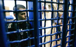 اسير فلسطيني داخل سجن إسرائيلي (أرشيف ــ أ ب)