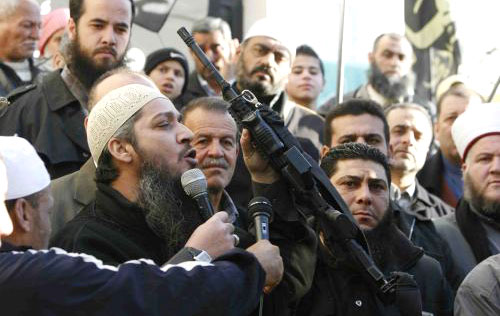 القيادي في عصبة الأنصار الإسلامية أبو شريف عقل يتحدث في الإعتصام