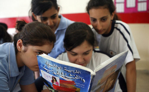أدرج عيد التحرير في كتب التربية وحددت المناطق التي لا تزال محتلة (بلال جاويش)