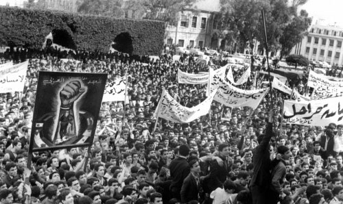 من تظاهرات بيروت الستّينيات للتضامن مع القضية الفلسطينية (أرشيف)