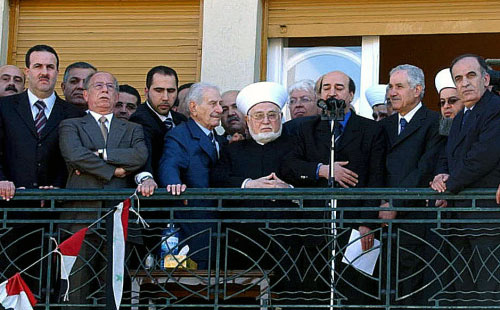 من مسيرة الوفاء لسوريا في دمشق تأكيداً على أفضل العلاقات بين البلدين في آذار 2003  (أرشيف)