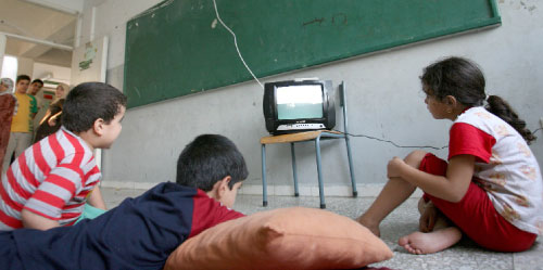 التلفزيون يغزو غرفة الصف (أرشيف - بلال جاويش)