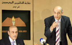 النقيبان سعد وصادر في المؤتمر الصحافي (مروان بو حيدر)  