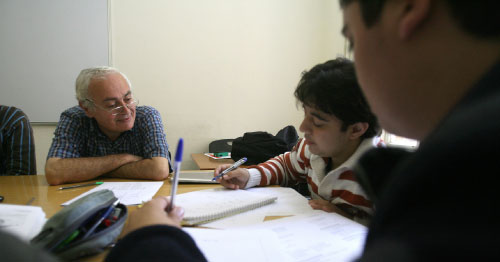 لا يقبل الاطفال المرضى ان يعفوا من امتحاناتهم الرسمية (مروان طحطح)