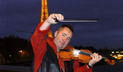 نايجل كندي في باريس 2004