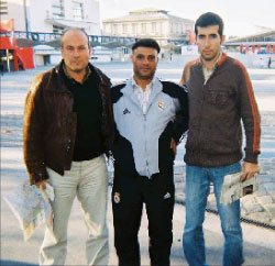 فراس حاطوم ومصور NTV مع الصدّيق في باريس