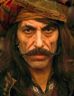 الممثل السوري غسان مسعود في «قراصنة الكاريبي»