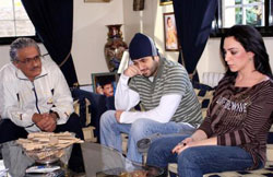 سلاف فواخرجي مع قصي خولي وعبد الهادي الصباغ في المسلسل