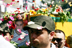 تشييع أحد عناصر حزب الله قي روضة الشهيدين (مروان بو حيدر)