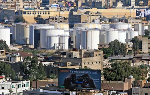 خزانات الوقود في الدورة: تهديد بالسعر وتهديد الصحة (بلال جاويش)
