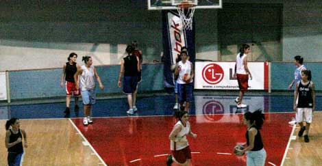 أولى الحصص التدريبيّة لسيّدات السلة على ملعب أنترانيك (بلال جاويش)