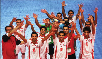 فرحة اللاعبين اللبنانيين بالتأهل إلى ربع النهائي (جوزف أبي شاهين)