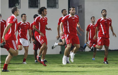 لاعبو المنتخب اللبناني خلال التمرين (الأخبار)