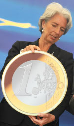 كريستين لاغارد واقتصاد اليورو: فلننتظر الفصول المقبلة (أ ف ب)