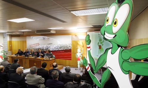 تعويذة البطولة “نطوط” في قاعة المؤتمر الصحافي بمدينة كميل شمعون الرياضية (محمد علي)