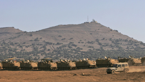آليات عسكرية خلال تدريبات إسرائيلية في الجولان المحتل في أيلول الماضي (تسافير أبايوف ــ أ ب)