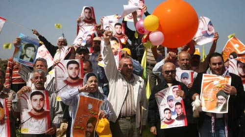 لبنانيّون يحيون ذكرى الأسرى في معتقل الخيام (حسن بحسون)