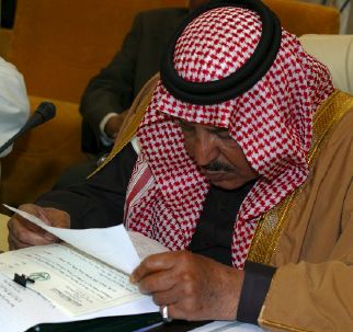 وزير الداخليّة السعودي نايف أثناء مشاركته في اجتماع عربي لمكافحة «الإرهاب» في تونس (إي بي أي)