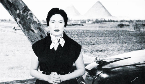 ليلى مراد في فيلم الحبيب المجهول (1955)