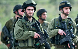 جنود إسرائيليّون قرب نابلس (آرييل شاليط ــ أ ب)