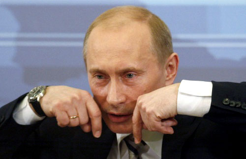 بوتين في الكرملين أمس (إدوارد كورنيانكو ـ رويترز)