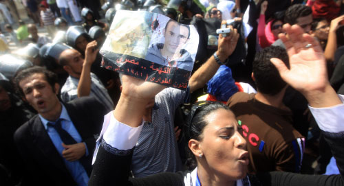 من التظاهرات المناهضة للتعذيب في مصر (أرشيف ــ أ ف ب)