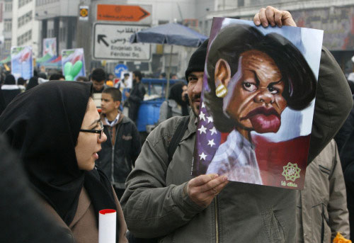 رايس حاضرة في احتفالات ذكرى الثورة الإسلاميّة في طهران أمس (وحيد سالمي ـ أ ب)