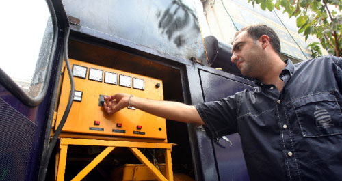 المولدات الكهربائية تكثر في لبنان (بلال جاويش)