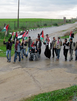 مسيرة نحو الحزام الأمني في غزّة (الأخبار)