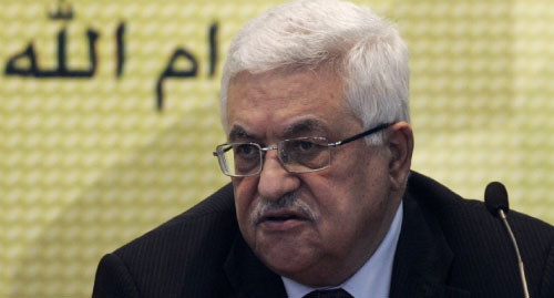عباس خلال اجتماعه مع اللجنة التنفيذية في رام الله أمس (مجدي محمد ـ أ ب)