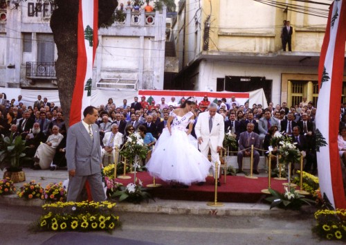من حفل انتخاب “ملكة جمال الكرمة” لعام 1997 (عفيف دياب)