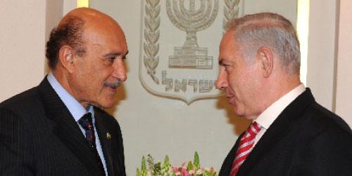نتنياهو وسليمان خلال لقاء سابق في القدس المحتلة (أرشيف - أ ف ب) 