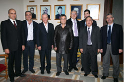 اللجنة الإدارية الجديدة للحكمة مع شلهوب (عدنان الحاج علي)