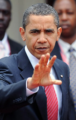 أوباما خلال مشاركته في قمة الأميركيات في ترينيداد وتوباغو الشهر الماضي (يوري كورتيز - أ ف ب)