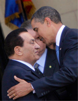 أوباما ومبارك في قصر القبة في القاهرة في 4 جزيران (عمرو نبيل ـــ أ ب)
