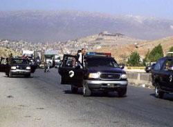 موكب لجنة التحقيق الدولية على الحدود اللبنانية - السورية (أرشيف)